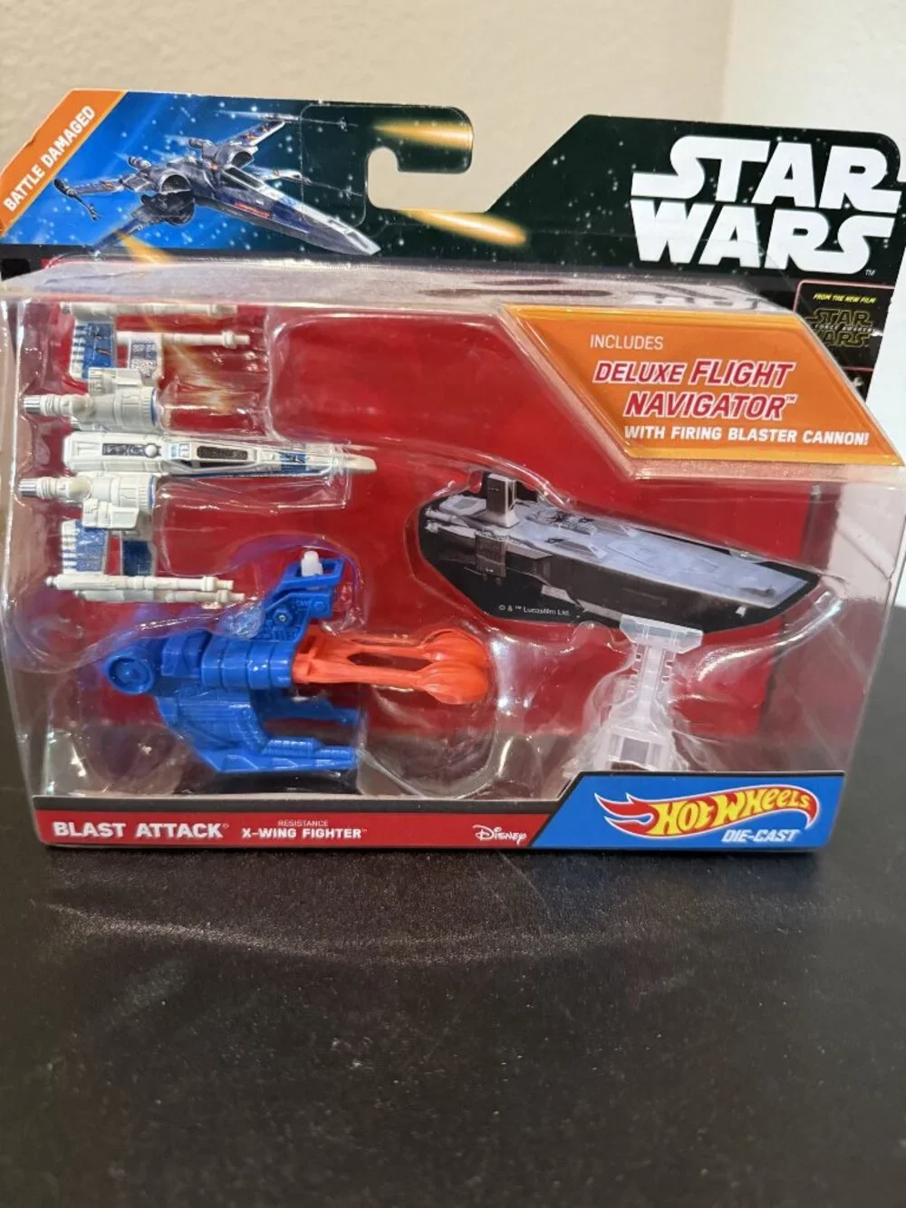 Hot Wheels Star Wars Blast Attack Resistance X-Wing Fighter Die-Cast New